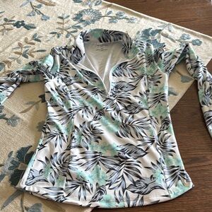 Tommy Bahama Floral Long Sleeve Pullover.